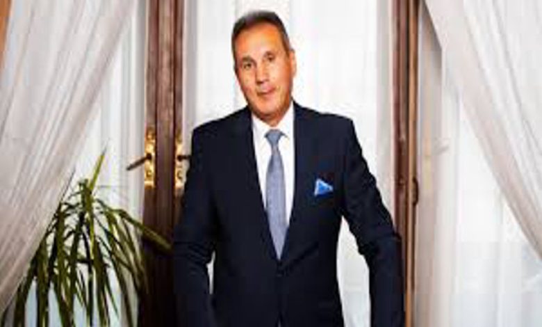 محمد الإتربي يرسخ ريادة البنك الأهلي المصري كأكبر قوة مصرفية