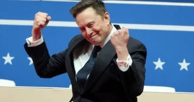 ثروة إيلون ماسك: كيف قادته شركة SpaceX ليصبح أول تريليونير في التاريخ؟