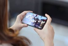 إضاءة شاشة الهاتف بشكل عشوائي.. الأسباب وطرق الحل بالتفصيل